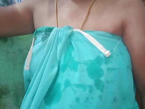 Horny Indian housewife Priyanka, tired of routine, craved excitement. Bored, she also smoodge in steamy, passionate encounters in eradicate affect bathroom.